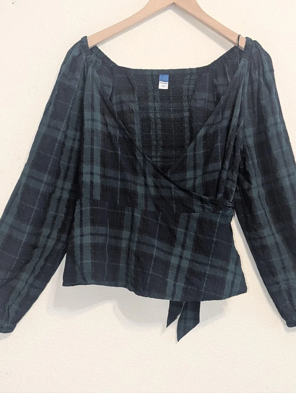 Old Navy Plaid Smocked Seersucker Wrap Blouse Puff Sleeve Tartan Top Large